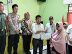 Pemdes Pasar Kerkap Salurkan BLT DD ke Warga