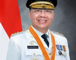 Gubernur_Bengkulu_Rohidin_Mersyah_(Periode_II) (1)