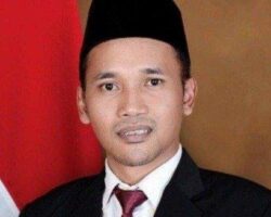 Kantor-KPU-BU-Santoso-Ketua-KPU-BU_1